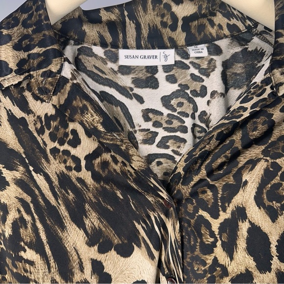 Susan Graver leopard Print Blouse | Women’s XL - Picture 4 of 6